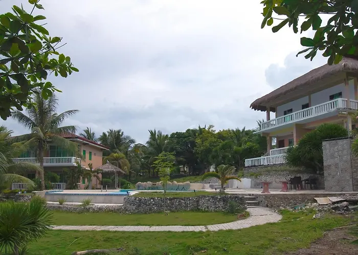 Oyo 674 Sea Forest Beach Hotel Moalboal