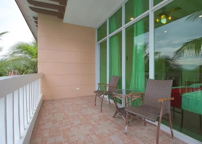 Hotel Oyo 674 Sea Forest Beach Moalboal